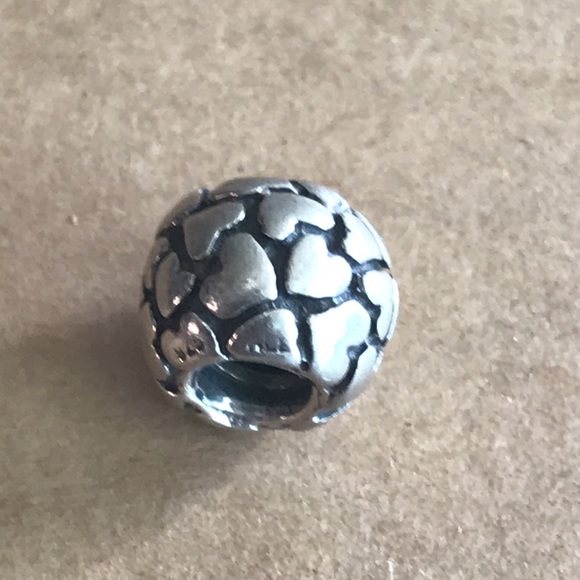 PANDORA Heart Cluster Charm - Picture 2 of 3